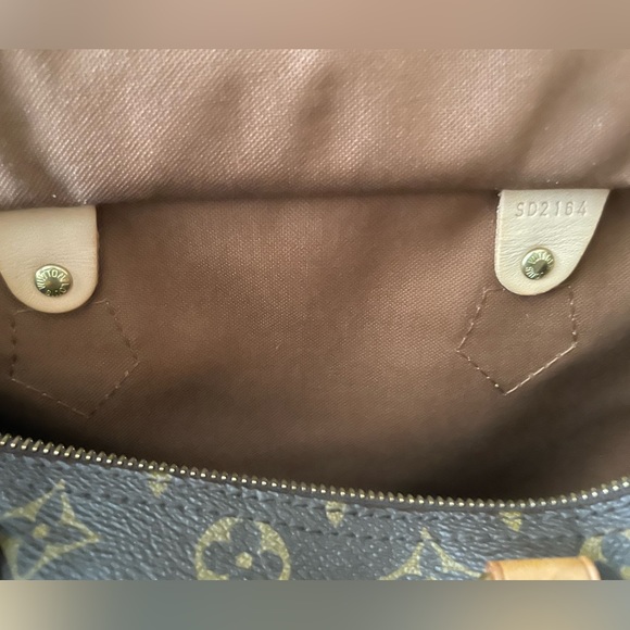 Louis Vuitton Monogram Speedy 30 - Picture 13 of 14